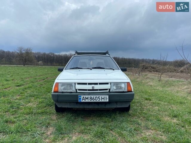 Белый ВАЗ 2109, объемом двигателя 1.3 л и пробегом 89 тыс. км за 900 $, фото 1 на Automoto.ua