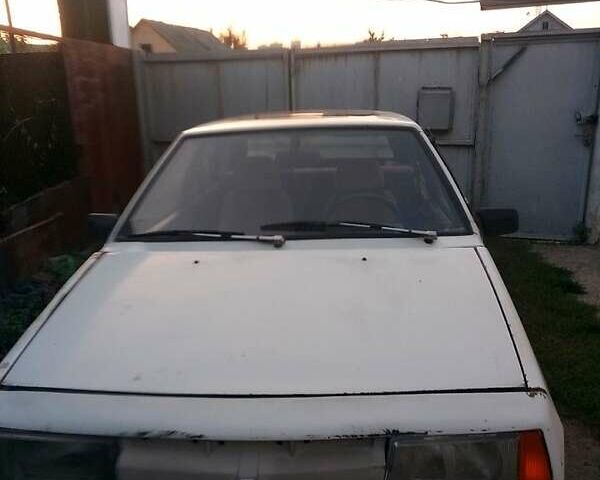 Белый ВАЗ 2109, объемом двигателя 1.5 л и пробегом 273 тыс. км за 1000 $, фото 1 на Automoto.ua