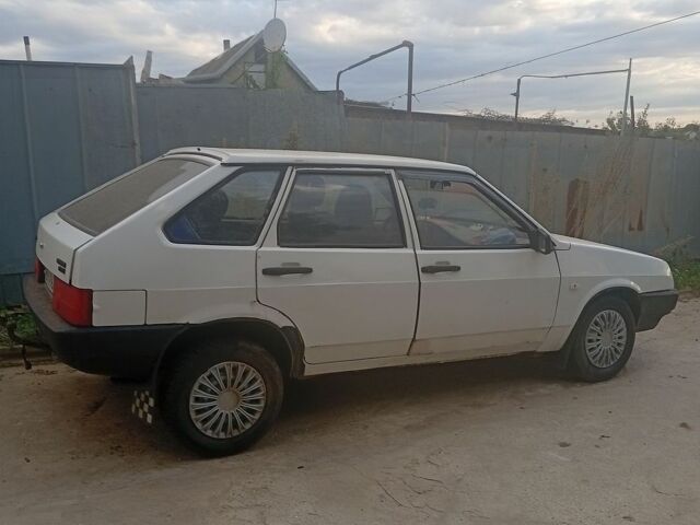 Белый ВАЗ 2109, объемом двигателя 0 л и пробегом 510 тыс. км за 1000 $, фото 1 на Automoto.ua