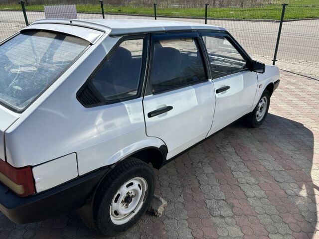 Білий ВАЗ 2109, об'ємом двигуна 1 л та пробігом 222 тис. км за 950 $, фото 1 на Automoto.ua