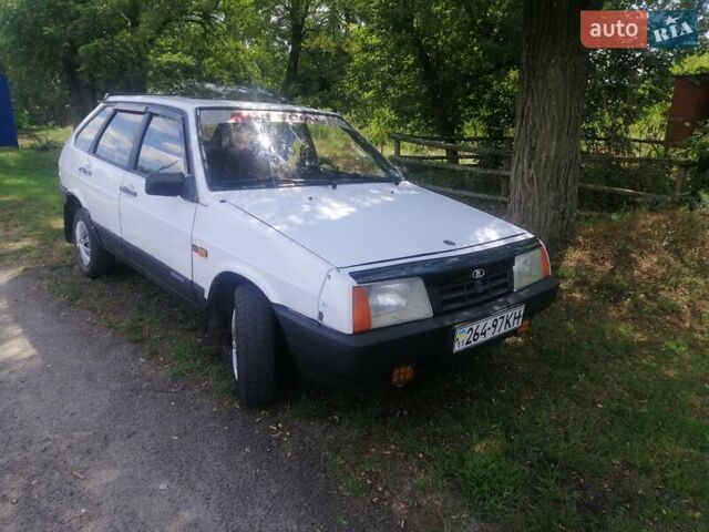 Білий ВАЗ 2109, об'ємом двигуна 1.5 л та пробігом 265 тис. км за 1255 $, фото 1 на Automoto.ua