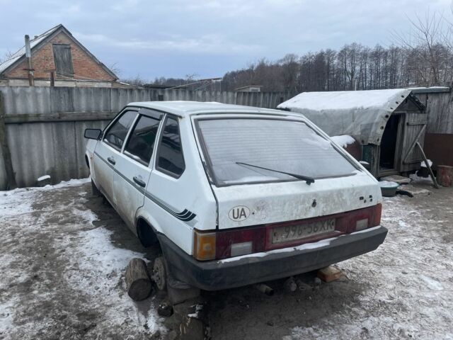 Белый ВАЗ 2109, объемом двигателя 1.3 л и пробегом 467 тыс. км за 279 $, фото 1 на Automoto.ua