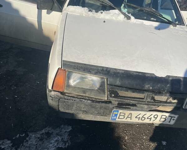 Белый ВАЗ 2109, объемом двигателя 1.5 л и пробегом 1 тыс. км за 1400 $, фото 1 на Automoto.ua