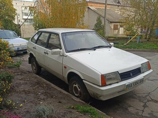Белый ВАЗ 2109, объемом двигателя 1.3 л и пробегом 140 тыс. км за 670 $, фото 1 на Automoto.ua