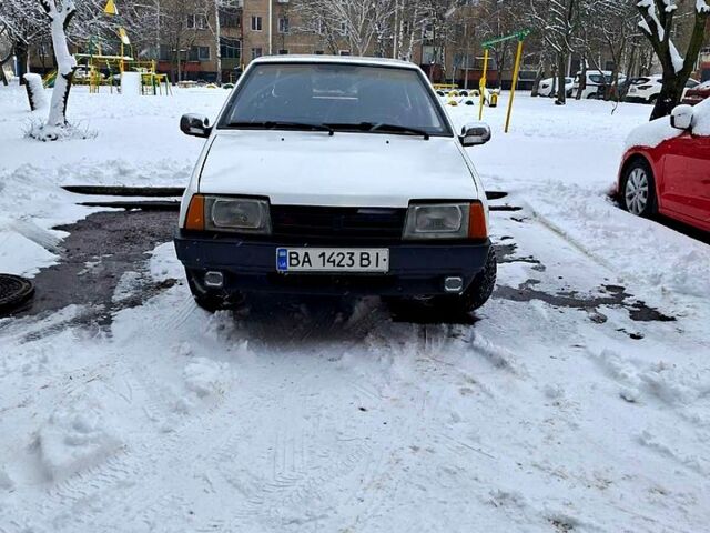 Белый ВАЗ 2109, объемом двигателя 1.3 л и пробегом 0 тыс. км за 850 $, фото 1 на Automoto.ua