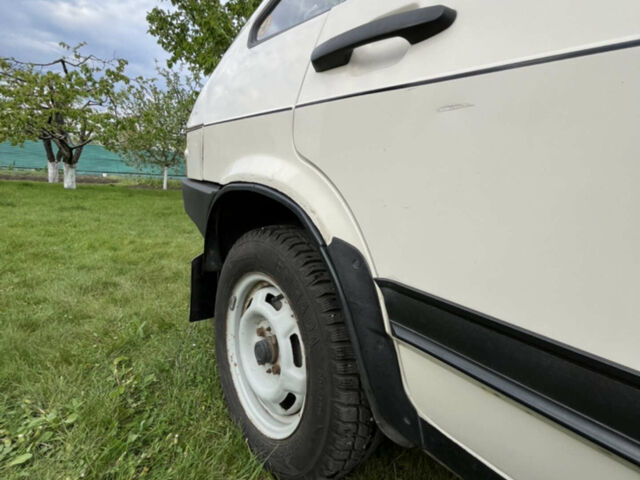 Белый ВАЗ 2109, объемом двигателя 1.5 л и пробегом 160 тыс. км за 1900 $, фото 1 на Automoto.ua