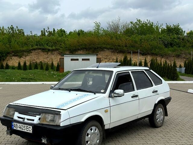 Белый ВАЗ 2109, объемом двигателя 1.3 л и пробегом 0 тыс. км за 680 $, фото 1 на Automoto.ua