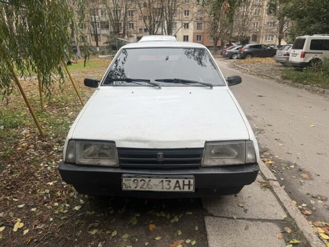 Белый ВАЗ 2109, объемом двигателя 1.3 л и пробегом 777 тыс. км за 937 $, фото 1 на Automoto.ua