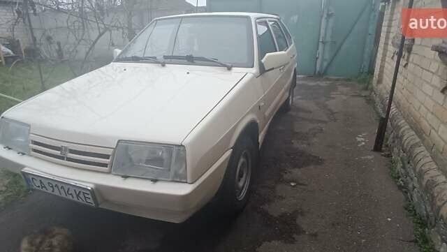 Белый ВАЗ 2109, объемом двигателя 1.3 л и пробегом 125 тыс. км за 1300 $, фото 1 на Automoto.ua