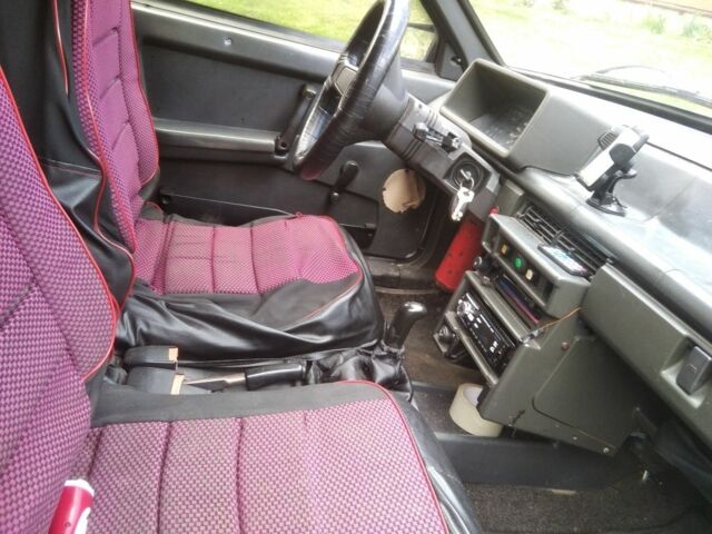 Белый ВАЗ 2109, объемом двигателя 1 л и пробегом 350 тыс. км за 350 $, фото 1 на Automoto.ua