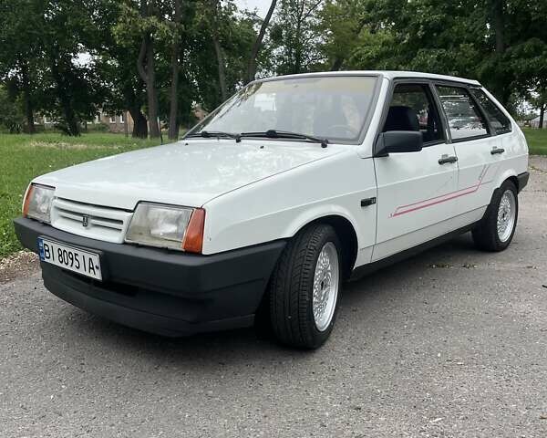 Белый ВАЗ 2109, объемом двигателя 1.3 л и пробегом 160 тыс. км за 1900 $, фото 1 на Automoto.ua