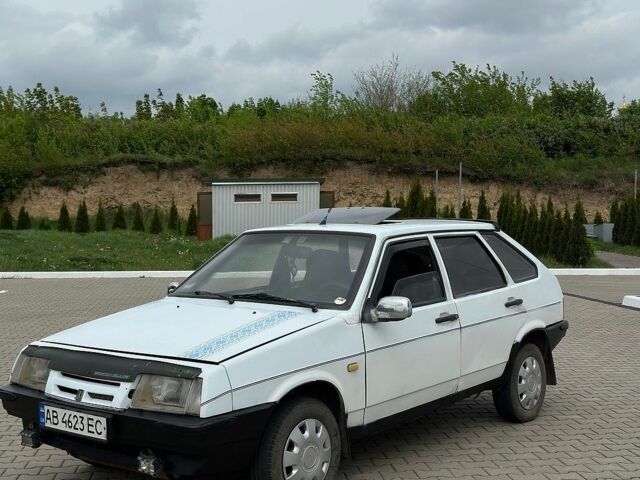 Белый ВАЗ 2109, объемом двигателя 1.29 л и пробегом 48 тыс. км за 667 $, фото 1 на Automoto.ua
