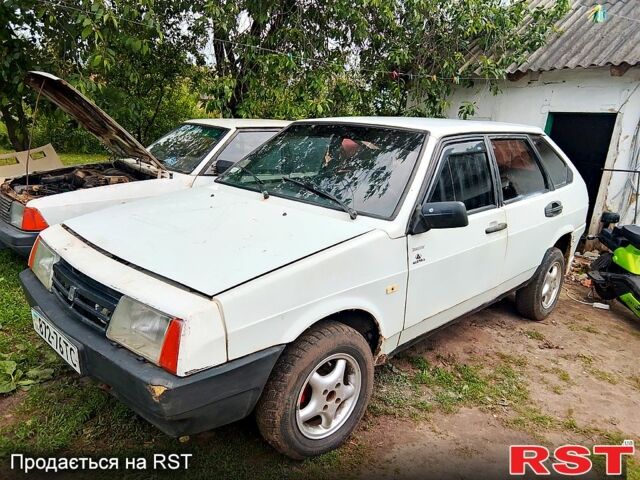 Белый ВАЗ 2109, объемом двигателя 1.5 л и пробегом 0 тыс. км за 500 $, фото 1 на Automoto.ua
