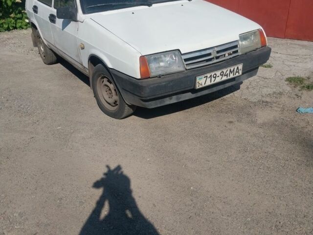 Белый ВАЗ 2109, объемом двигателя 1 л и пробегом 111 тыс. км за 472 $, фото 1 на Automoto.ua