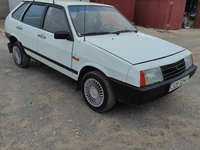 Белый ВАЗ 2109, объемом двигателя 1.3 л и пробегом 37 тыс. км за 1500 $, фото 1 на Automoto.ua