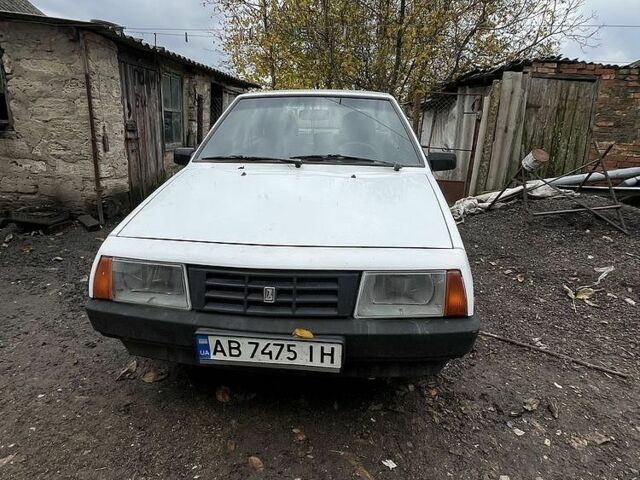 Білий ВАЗ 2109, об'ємом двигуна 1.3 л та пробігом 200 тис. км за 351 $, фото 1 на Automoto.ua