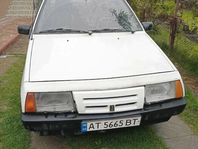 Белый ВАЗ 2109, объемом двигателя 1.3 л и пробегом 260 тыс. км за 750 $, фото 1 на Automoto.ua