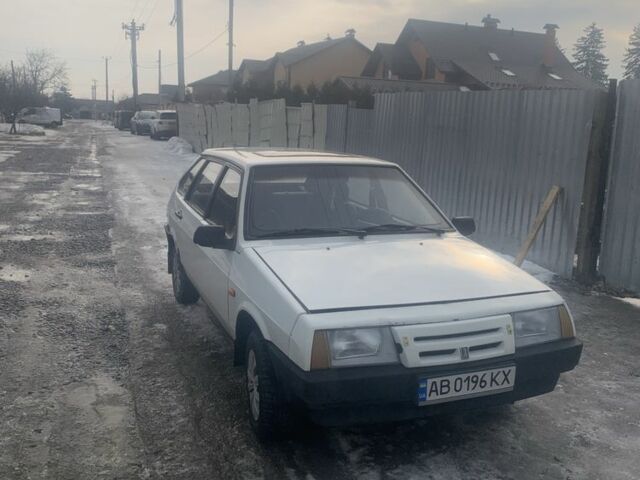 Білий ВАЗ 2109, об'ємом двигуна 1.3 л та пробігом 300 тис. км за 850 $, фото 1 на Automoto.ua