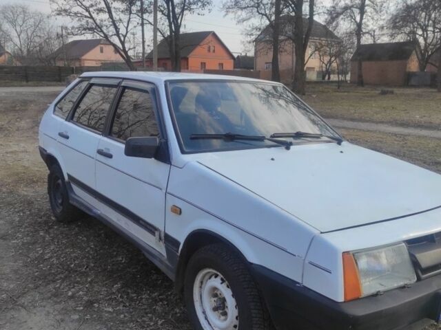 Белый ВАЗ 2109, объемом двигателя 1.3 л и пробегом 365 тыс. км за 1167 $, фото 1 на Automoto.ua
