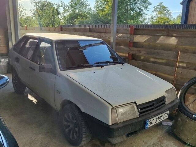Белый ВАЗ 2109, объемом двигателя 1.29 л и пробегом 150 тыс. км за 550 $, фото 1 на Automoto.ua