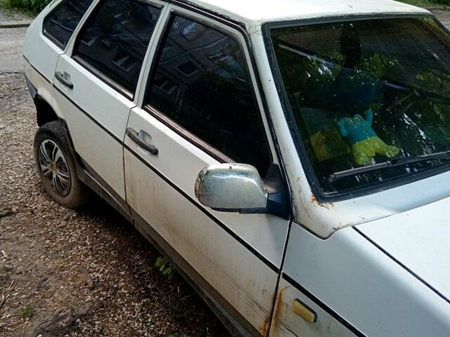Белый ВАЗ 2109, объемом двигателя 1.5 л и пробегом 70 тыс. км за 340 $, фото 1 на Automoto.ua