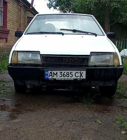 Белый ВАЗ 2109, объемом двигателя 1.5 л и пробегом 0 тыс. км за 750 $, фото 1 на Automoto.ua