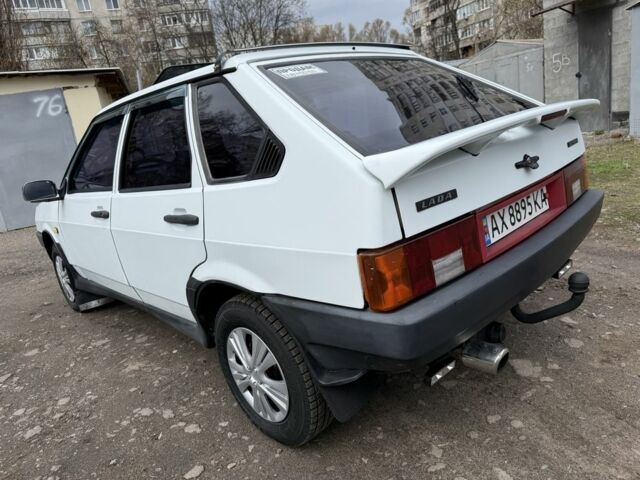 Белый ВАЗ 2109, объемом двигателя 1.5 л и пробегом 150 тыс. км за 1550 $, фото 1 на Automoto.ua