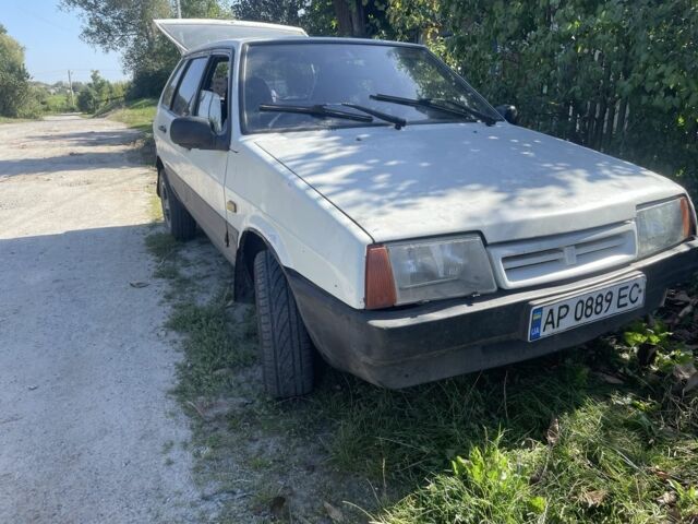 Белый ВАЗ 2109, объемом двигателя 1.3 л и пробегом 3 тыс. км за 860 $, фото 1 на Automoto.ua