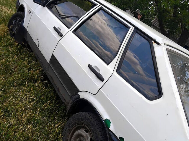 Белый ВАЗ 2109, объемом двигателя 1.5 л и пробегом 0 тыс. км за 720 $, фото 1 на Automoto.ua