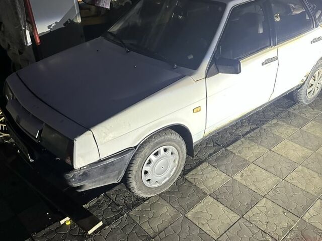 Белый ВАЗ 2109, объемом двигателя 1.3 л и пробегом 77 тыс. км за 420 $, фото 1 на Automoto.ua