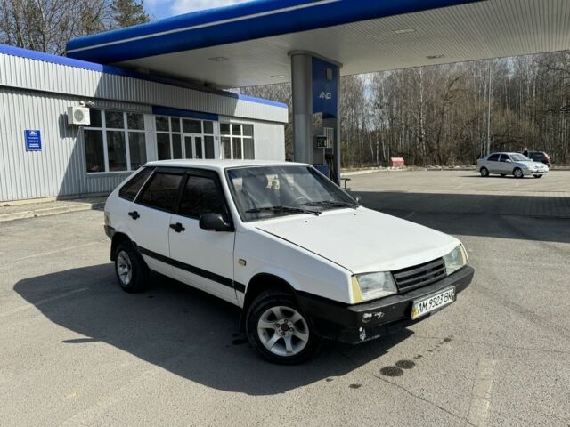 Белый ВАЗ 2109, объемом двигателя 1.5 л и пробегом 77 тыс. км за 850 $, фото 1 на Automoto.ua