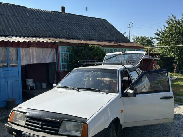 Білий ВАЗ 2109, об'ємом двигуна 1.3 л та пробігом 370 тис. км за 704 $, фото 1 на Automoto.ua