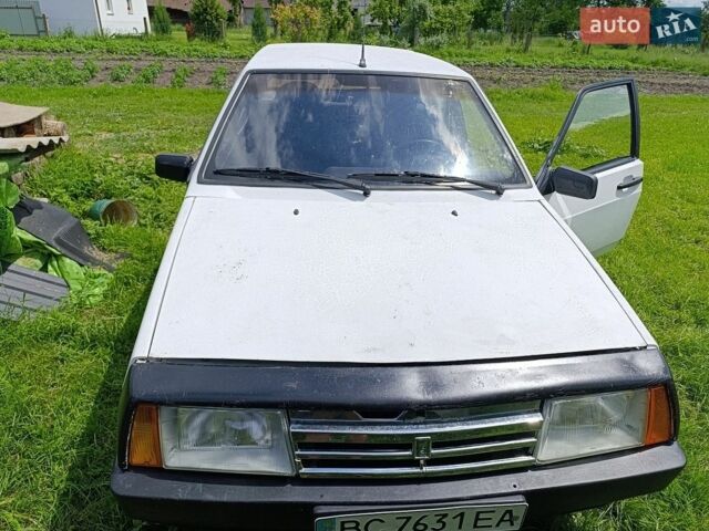 Білий ВАЗ 2109, об'ємом двигуна 1.3 л та пробігом 150 тис. км за 750 $, фото 1 на Automoto.ua