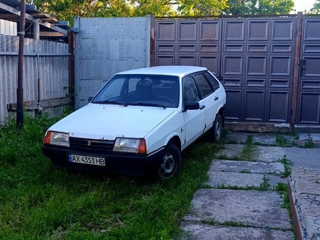 Белый ВАЗ 2109, объемом двигателя 1.5 л и пробегом 0 тыс. км за 700 $, фото 1 на Automoto.ua
