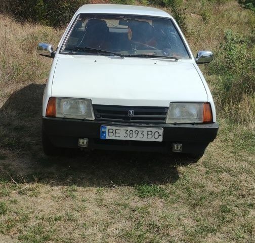 Білий ВАЗ 2109, об'ємом двигуна 1.5 л та пробігом 5 тис. км за 900 $, фото 1 на Automoto.ua