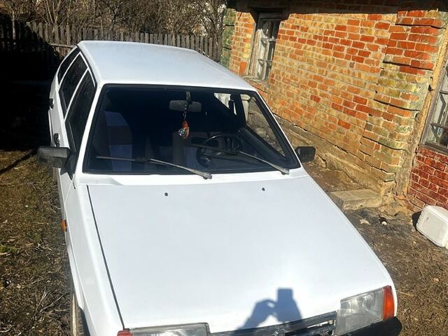 Білий ВАЗ 2109, об'ємом двигуна 1.5 л та пробігом 230 тис. км за 1300 $, фото 1 на Automoto.ua