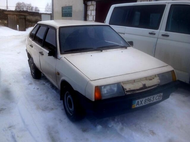 Белый ВАЗ 2109, объемом двигателя 1.5 л и пробегом 83 тыс. км за 1250 $, фото 1 на Automoto.ua