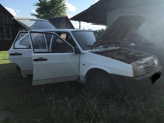 Білий ВАЗ 2109, об'ємом двигуна 1.5 л та пробігом 176 тис. км за 500 $, фото 1 на Automoto.ua