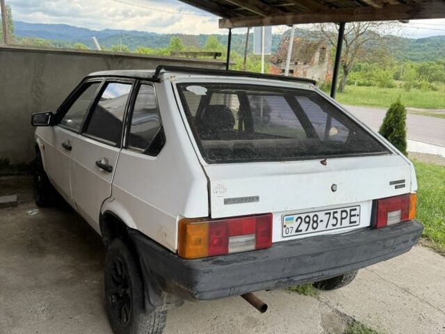 Білий ВАЗ 2109, об'ємом двигуна 0 л та пробігом 98 тис. км за 300 $, фото 1 на Automoto.ua