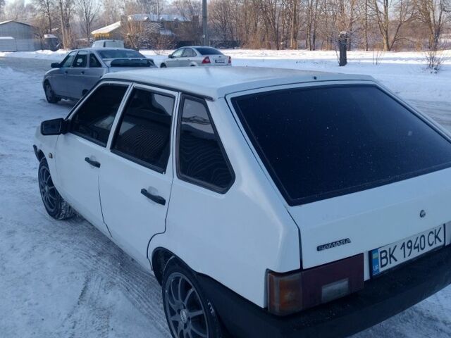 Білий ВАЗ 2109, об'ємом двигуна 1.3 л та пробігом 44 тис. км за 1200 $, фото 1 на Automoto.ua