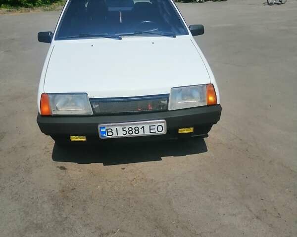 Білий ВАЗ 2109, об'ємом двигуна 1.5 л та пробігом 150 тис. км за 1000 $, фото 1 на Automoto.ua