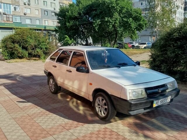 Білий ВАЗ 2109, об'ємом двигуна 1.5 л та пробігом 55 тис. км за 652 $, фото 1 на Automoto.ua