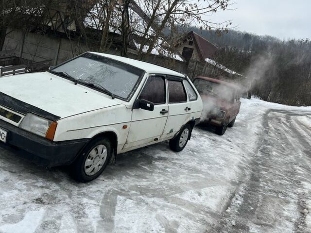 Білий ВАЗ 2109, об'ємом двигуна 1.5 л та пробігом 3 тис. км за 650 $, фото 1 на Automoto.ua
