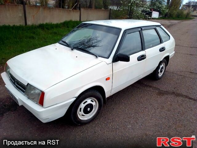 Белый ВАЗ 2109, объемом двигателя 1.5 л и пробегом 0 тыс. км за 800 $, фото 1 на Automoto.ua
