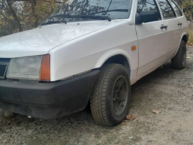 Белый ВАЗ 2109, объемом двигателя 1.3 л и пробегом 138 тыс. км за 1313 $, фото 1 на Automoto.ua