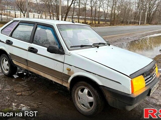 Белый ВАЗ 2109, объемом двигателя 1.5 л и пробегом 0 тыс. км за 850 $, фото 1 на Automoto.ua