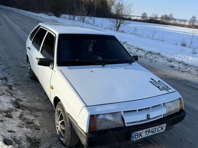 Білий ВАЗ 2109, об'ємом двигуна 1.3 л та пробігом 200 тис. км за 1150 $, фото 1 на Automoto.ua