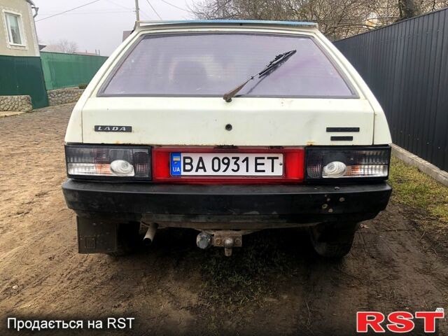 Белый ВАЗ 2109, объемом двигателя 1.5 л и пробегом 20 тыс. км за 650 $, фото 1 на Automoto.ua