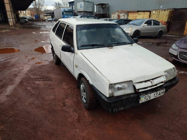 Білий ВАЗ 2109, об'ємом двигуна 1.3 л та пробігом 290 тис. км за 319 $, фото 1 на Automoto.ua