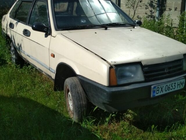 Білий ВАЗ 2109, об'ємом двигуна 1.5 л та пробігом 50 тис. км за 358 $, фото 1 на Automoto.ua
